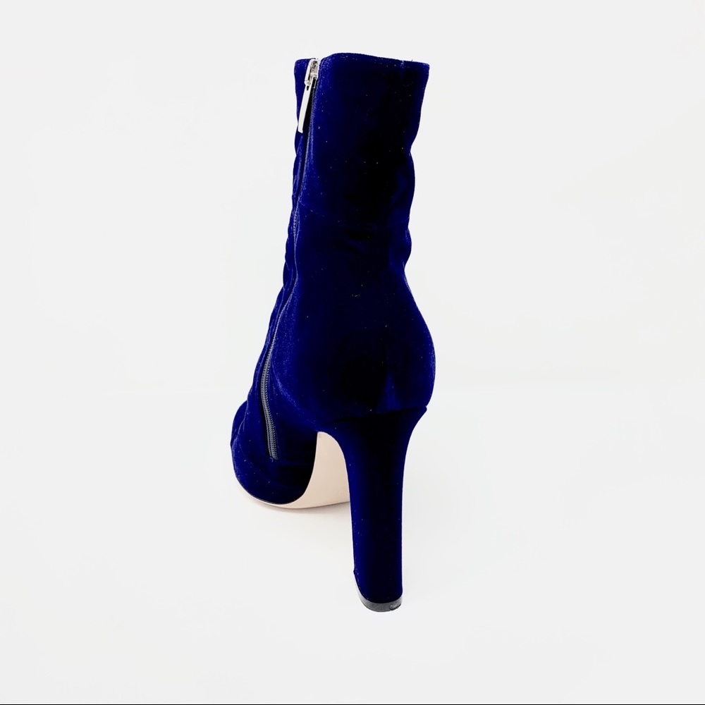 Gianvito Rossi ’Brandy’ Ankle Boots - Picture 4 of 8